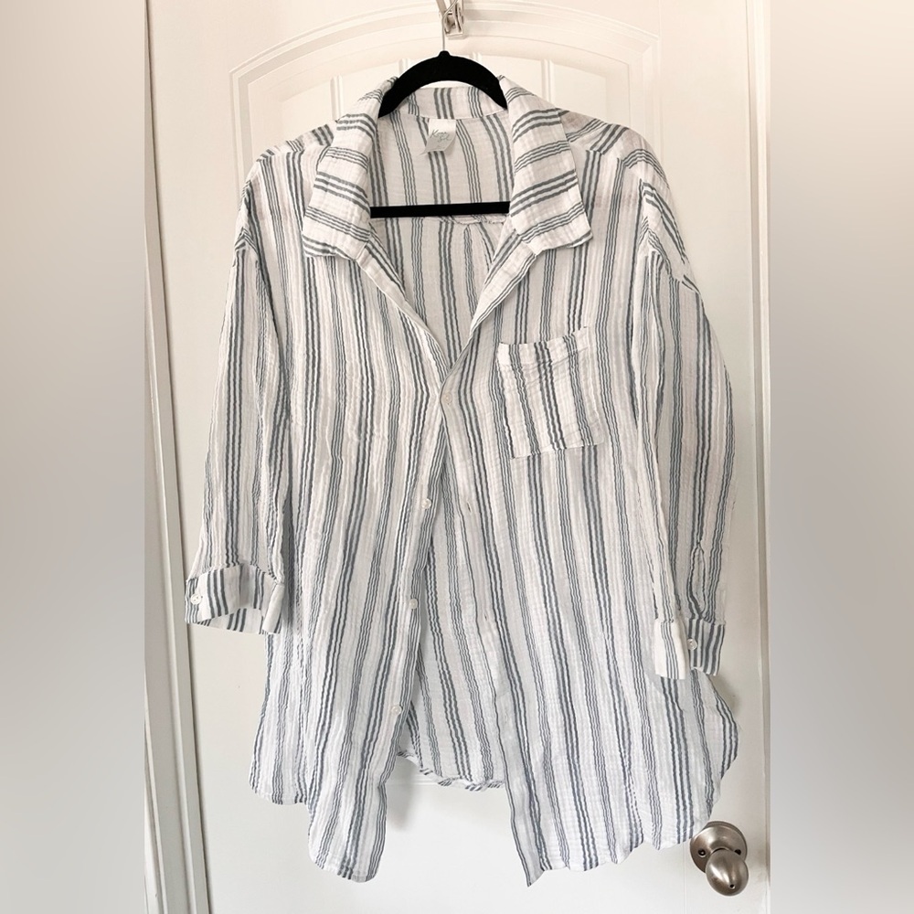 Kona Sol Beach Cover Up Women's XL Roll Tab Sleeve Button Up Collared Shirt